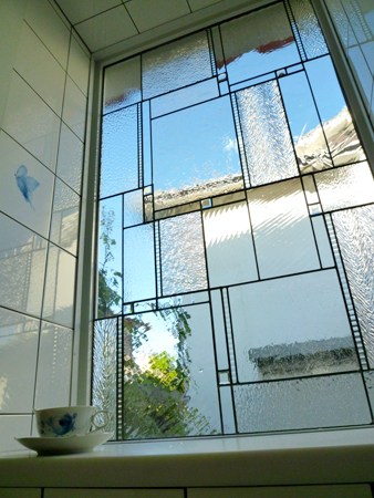 写真：住宅キッチン出窓